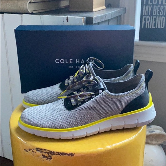 Nwb Cole Haan Zerogrand Grey Yellow 